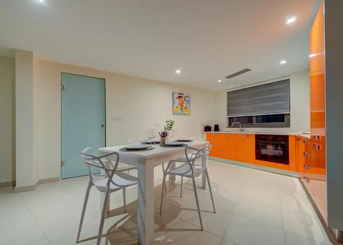 Bright 1br In The Heart Of St Julians Saint Julian's