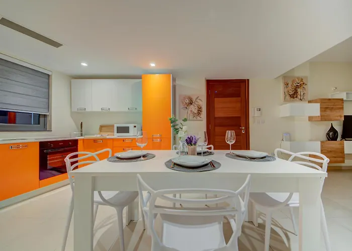 Bright 1br In The Heart Of St Julians