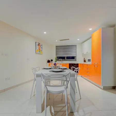 Bright 1br In The Heart Of St Julians Saint Julian's