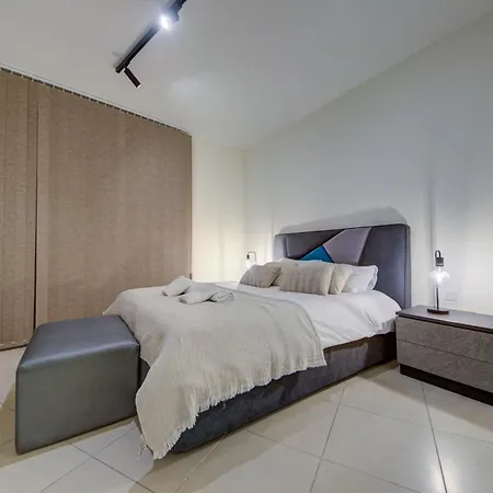 Bright 1br In The Heart Of St Julians 公寓 *