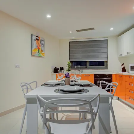 Bright 1br In The Heart Of St Julians 公寓 *