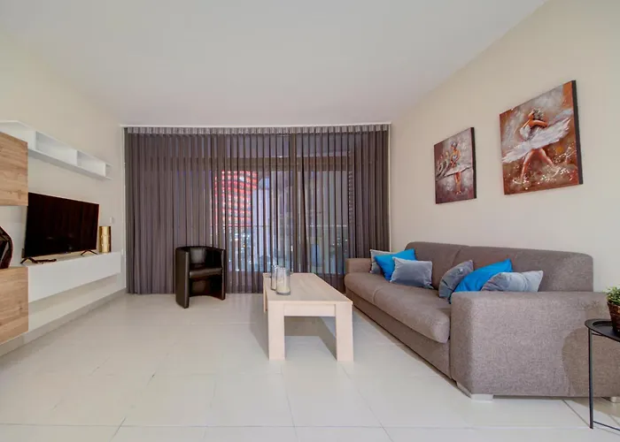 Bright 1br In The Heart Of St Julians Appartement *